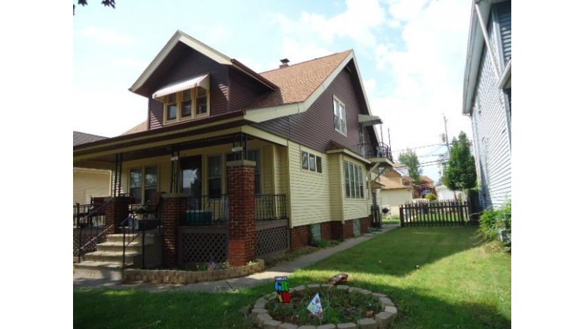 3542 E Armour Ave 3542 A Cudahy, WI 53110 by RE/MAX Realty Pros~Milwaukee $207,000