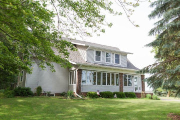 W3618 County Road Pp, Sheboygan Falls, WI 53085-2414