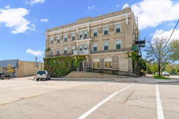 101 E Main St, Port Washington, WI 53074