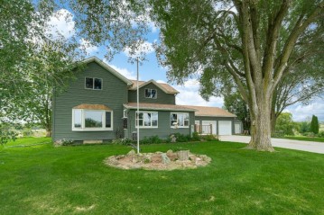 N11622 Shamrock Rd, Waupun, WI 53963