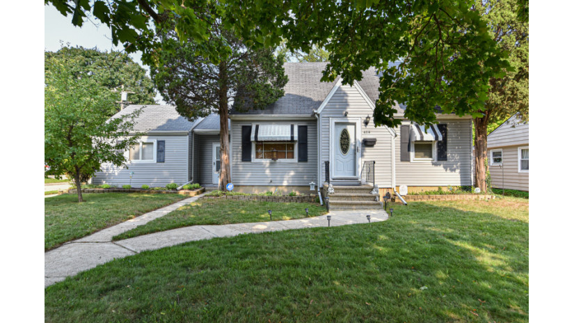 4114 Harding Rd Kenosha, WI 53142 by Shorewest Realtors $199,900