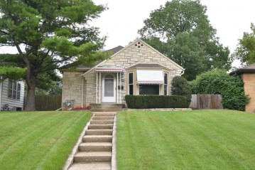 3150 N 92nd St, Milwaukee, WI 53222-3502