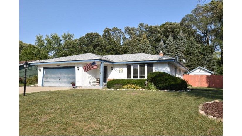 W132S6812 Fennimore Ln Muskego, WI 53150-3305 by Realty Executives Integrity~Brookfield $335,000