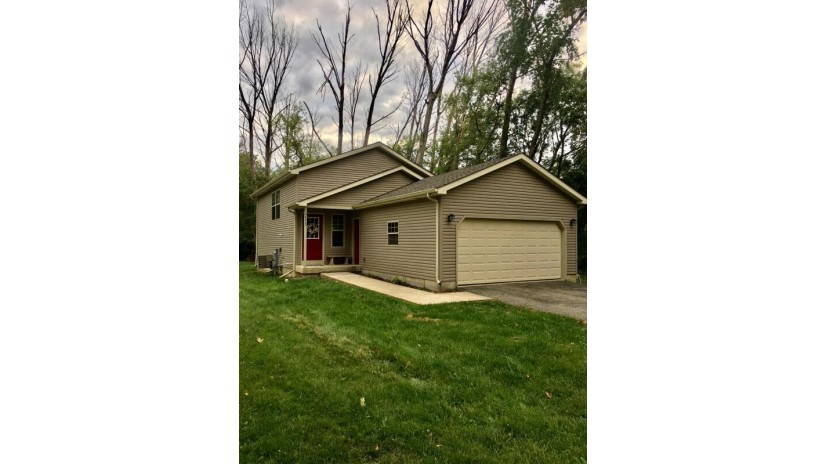 26805 109th St Salem Lakes, WI 53179 by Standard Real Estate Services, LLC $269,900