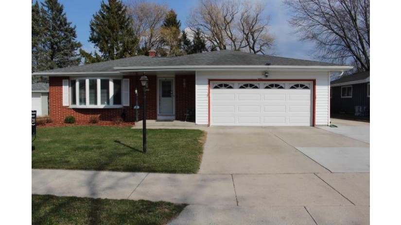 3725 S 15th St Sheboygan, WI 53081 by Century 21 Moves $264,900