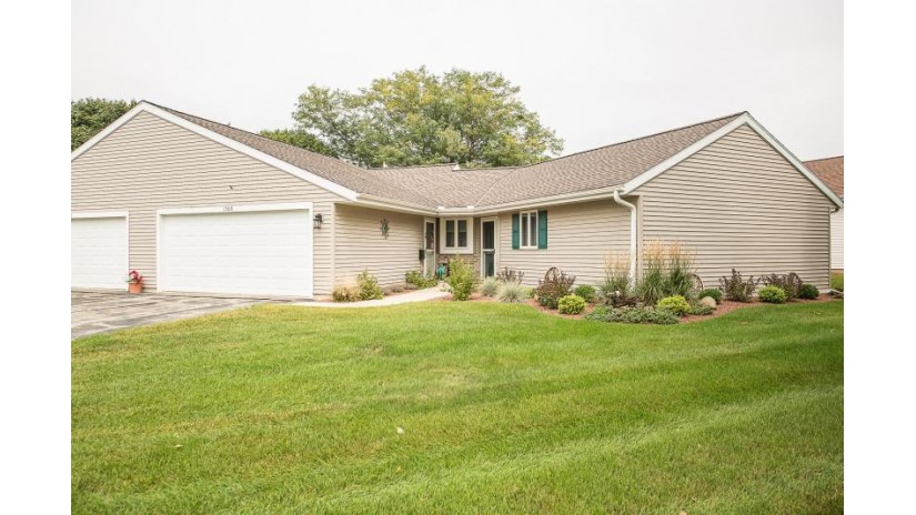 1506 Raveen St Fort Atkinson, WI 53538 by RE/MAX Preferred~Ft. Atkinson $215,900