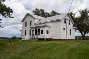 W2845 County Road A, Farmington, WI 54644-9467