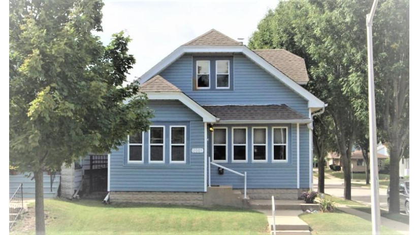 2001 S 71st St West Allis, WI 53219 by d'aprile properties LLC~Burlington $199,900