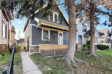 1101 S 46th St, West Milwaukee, WI 53214