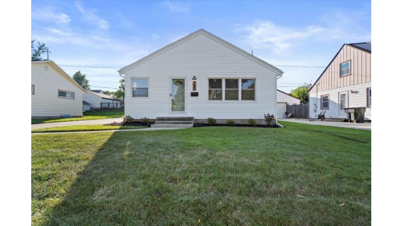 1231 S 92nd St West Allis, WI 53214 by Smart Asset Realty Inc $189,900
