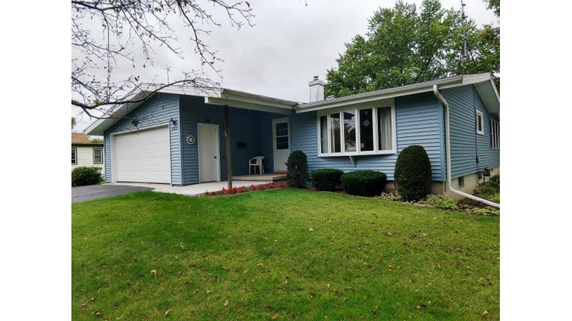 804 N Water St Watertown, WI 53098 by RE/MAX Solutions $194,900