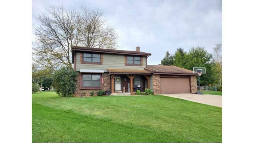 N106W15763 Adams Ct Germantown, WI 53022 by Premier Point Realty LLC $349,900