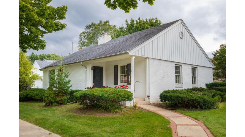 2376 Swan Blvd Wauwatosa, WI 53226 by Firefly Real Estate, LLC $219,000