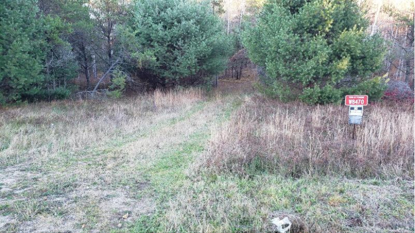 W8470 County Rd Oo Pembine, WI 54156 by Bigwoods Realty Inc $35,500