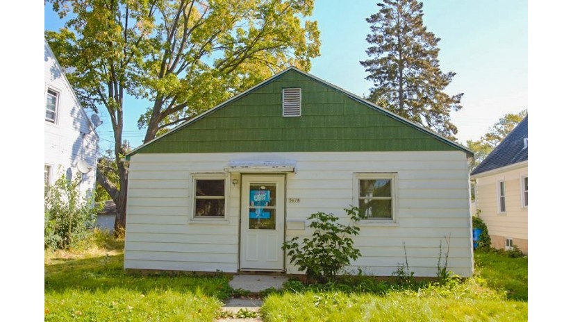 5678 N 37th St Milwaukee, WI 53209 by Shorewest Realtors $49,800