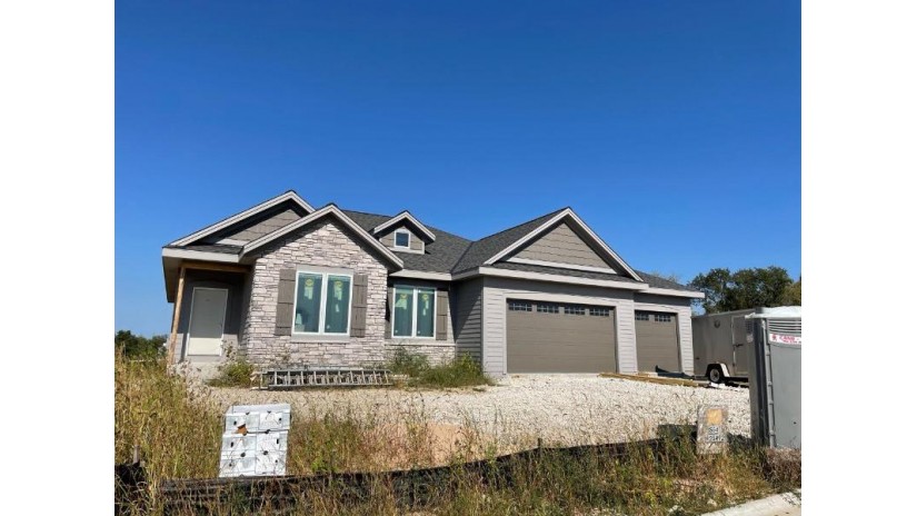 S54W2542 Pebble Brook Ct Waukesha, WI 53189 by Belman Homes, Inc $680,702