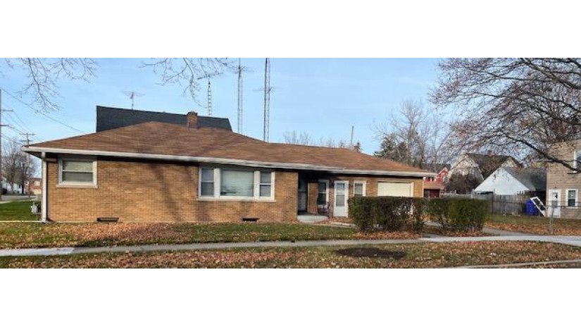 2318 55th St Kenosha, WI 53140 by EXP Realty,LLC~Kenosha $90,000