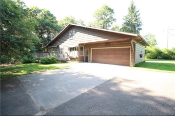 6880 Carriage Lane, Fall Creek, WI 54742