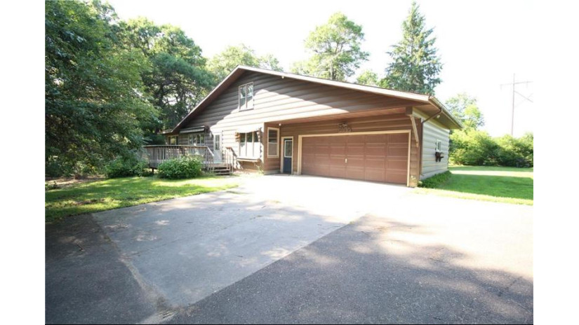 6880 Carriage Lane Fall Creek, WI 54742 by Cb Brenizer/Eau Claire $269,900