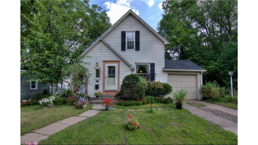 609 Talmadge Street Eau Claire, WI 54701 by Cb Brenizer/Eau Claire $159,900