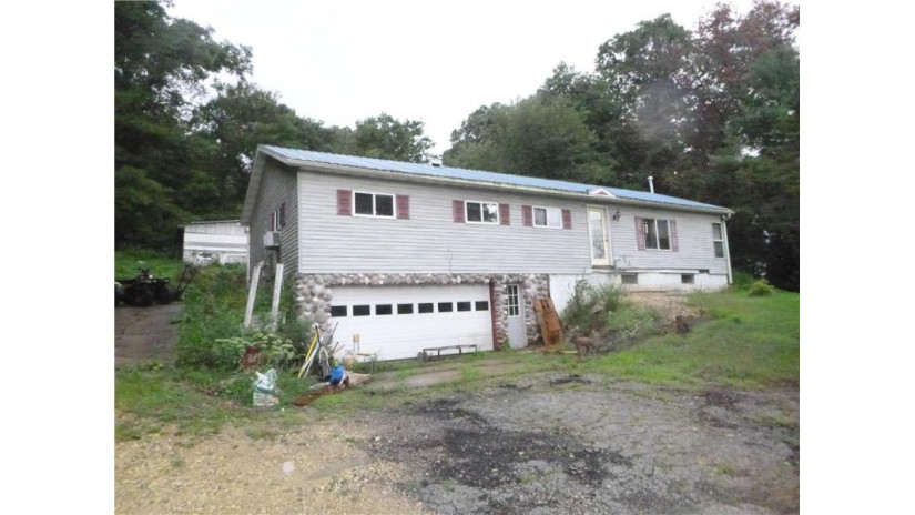 W28301 Lewis Valley Rd Arcadia, WI 54612 by Hansen Real Estate Group $61,000