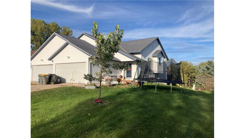 409 Dakota Court Woodville, WI 54028 by Dane Arthur Real Estate Agency/Turtle Lake $199,500