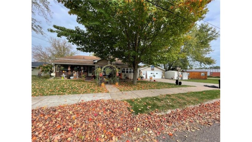 507 West 7th Street Neillsville, WI 54456 by C21 Affiliated $134,900