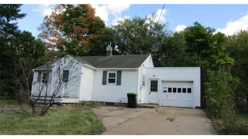 202 Southeast 14th Street Menomonie, WI 54751 by Kleven Real Estate Inc $99,900