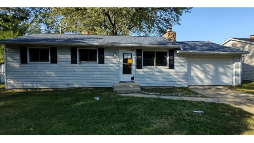 230 Liberty Boulevard Machesney Park, IL 61115 by Pioneer Real Estate Services $45,500