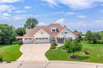 3313 Cottage Hill Drive, Green Bay, WI 54311-6134