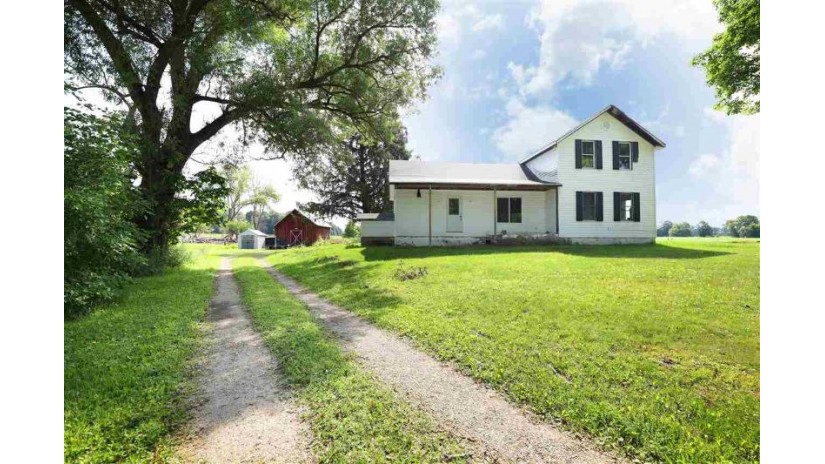 N3972 Hwy O Royalton, WI 54961 by Coldwell Banker Real Estate Group $100,000