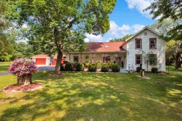 W5310 Brown Deer Avenue, Mount Morris, WI 54984-6448