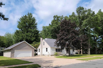 1313 S Lincoln Street, Shawano, WI 54166