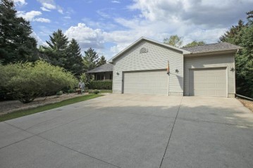 8431 Samuel Drive, Winchester, WI 54947