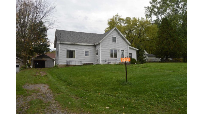 N4387 Poplar Street Poy Sippi, WI 54967 by Star Service Realty, Inc. $55,000