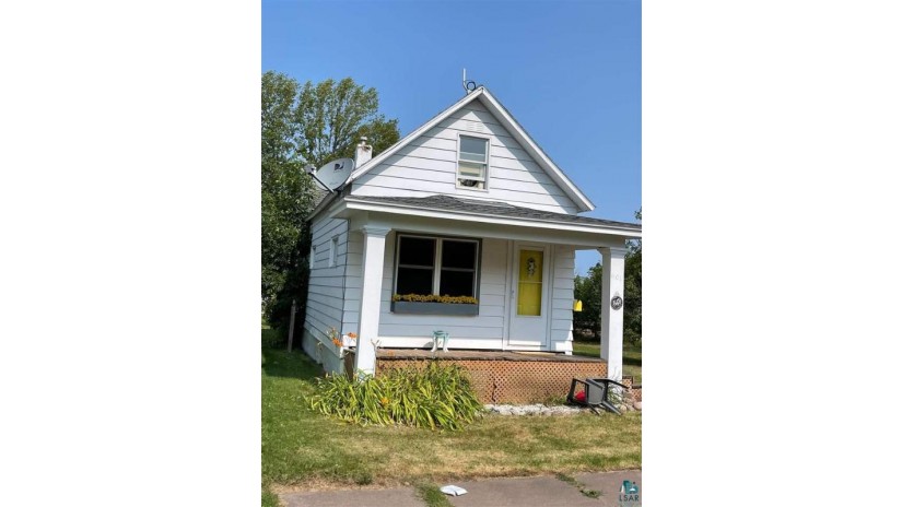601 3rd Ave E Superior, WI 54880 by Re/Max Results $59,000