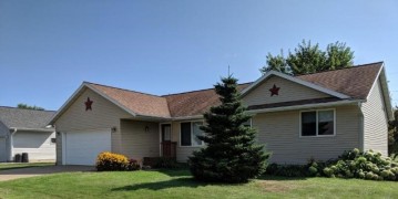 225 Nicholas St, Tomah, WI 54660