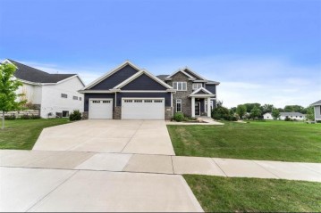 1068 Brynhill Dr, Oregon, WI 53575