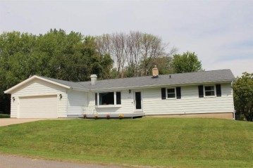 3375 Kuehling Dr, Blooming Grove, WI 53558