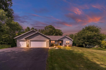 13224 W Harvest Moon Cir, Union, WI 53536