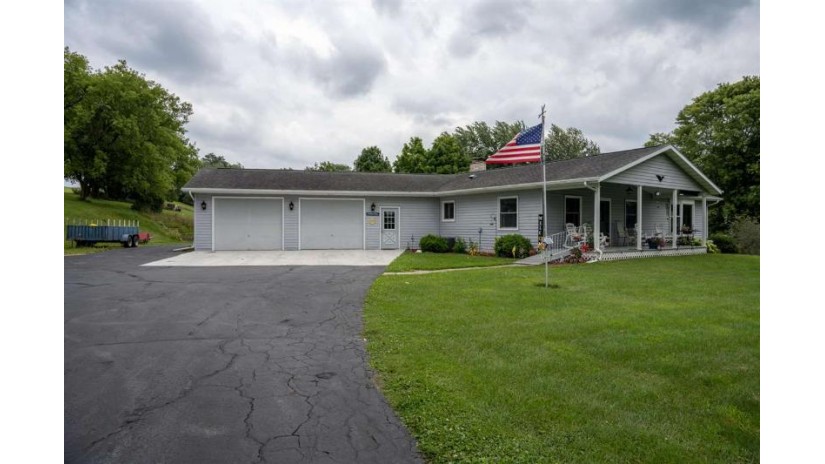 506 N Brooklyn Ave Elroy, WI 53929 by Castle Rock Realty Llc $309,900