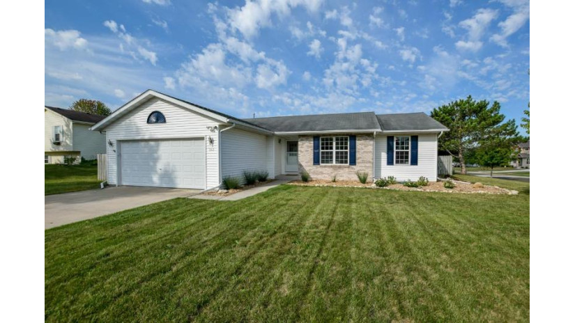 241 Ridgeview Dr Lake Mills, WI 53551 by Badger Realty Team $299,000