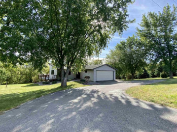 N2572 Ullom Rd, Jordan, WI 53566