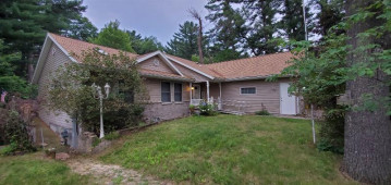 243 S Burritt Ave, Lake Delton, WI 53965