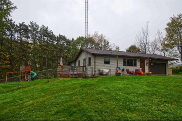 N525 County Road J, Lyndon, WI 53944