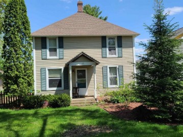 148 Mason Street, Rosholt, WI 54473