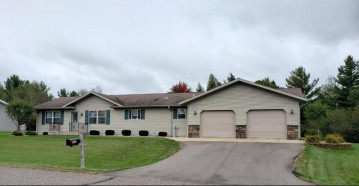 833 Hawk Lane, Medford, WI 54451