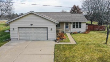 840 Fawn Lane, Port Edwards, WI 54469