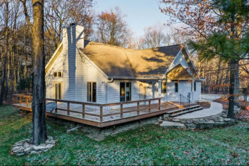 8808 Spring Rd, Fish Creek, WI 54212