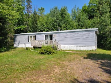 5640 Bass Lake Rd, Watersmeet, MI 49969